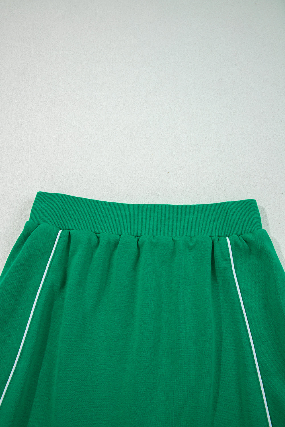 Dark Green Contrast Piping Crewneck Pullover Mini Skirt Set