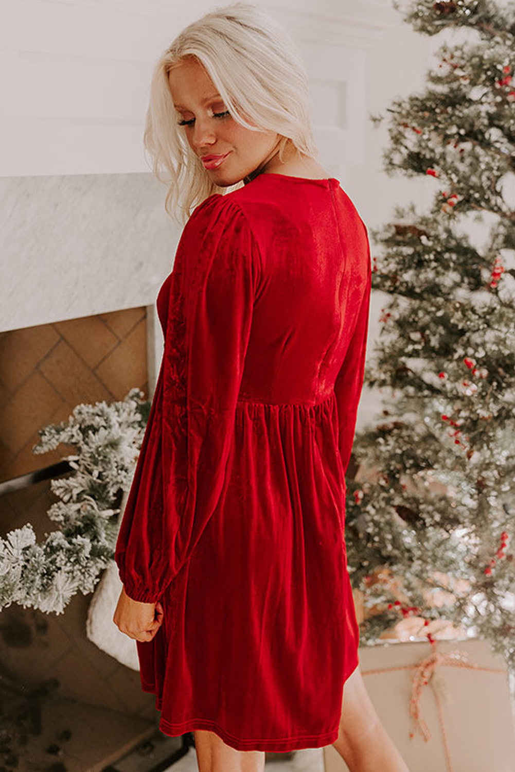 Evergreen Bowknot Decor High Waist Velvet Mini Dress