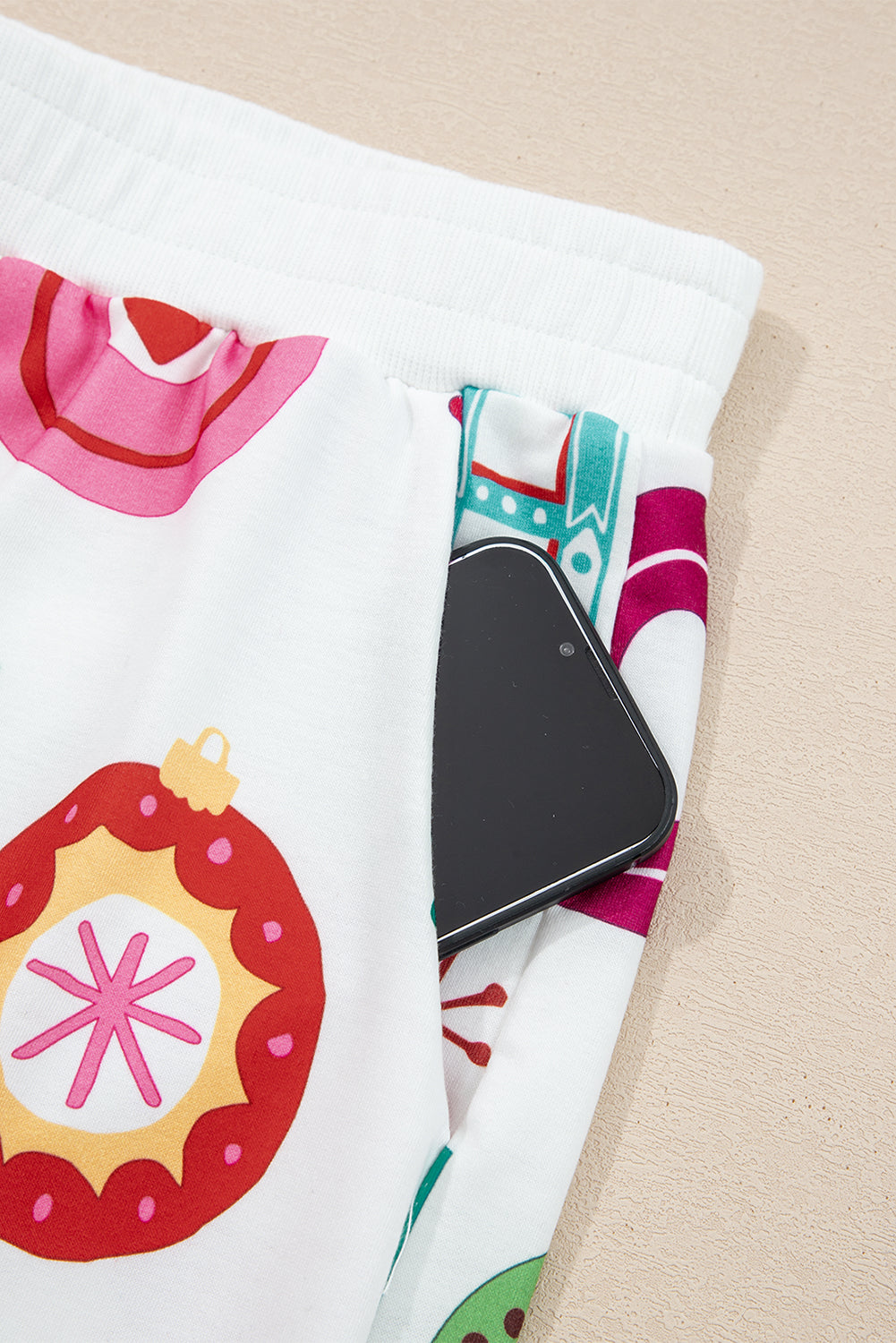 White Plus Size Christmas Ho Ho Ho Print Long Sleeve Top and Shorts 2pc Lounge Set